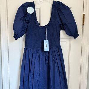 Elegant Navy Blue Puff Sleeve Dress